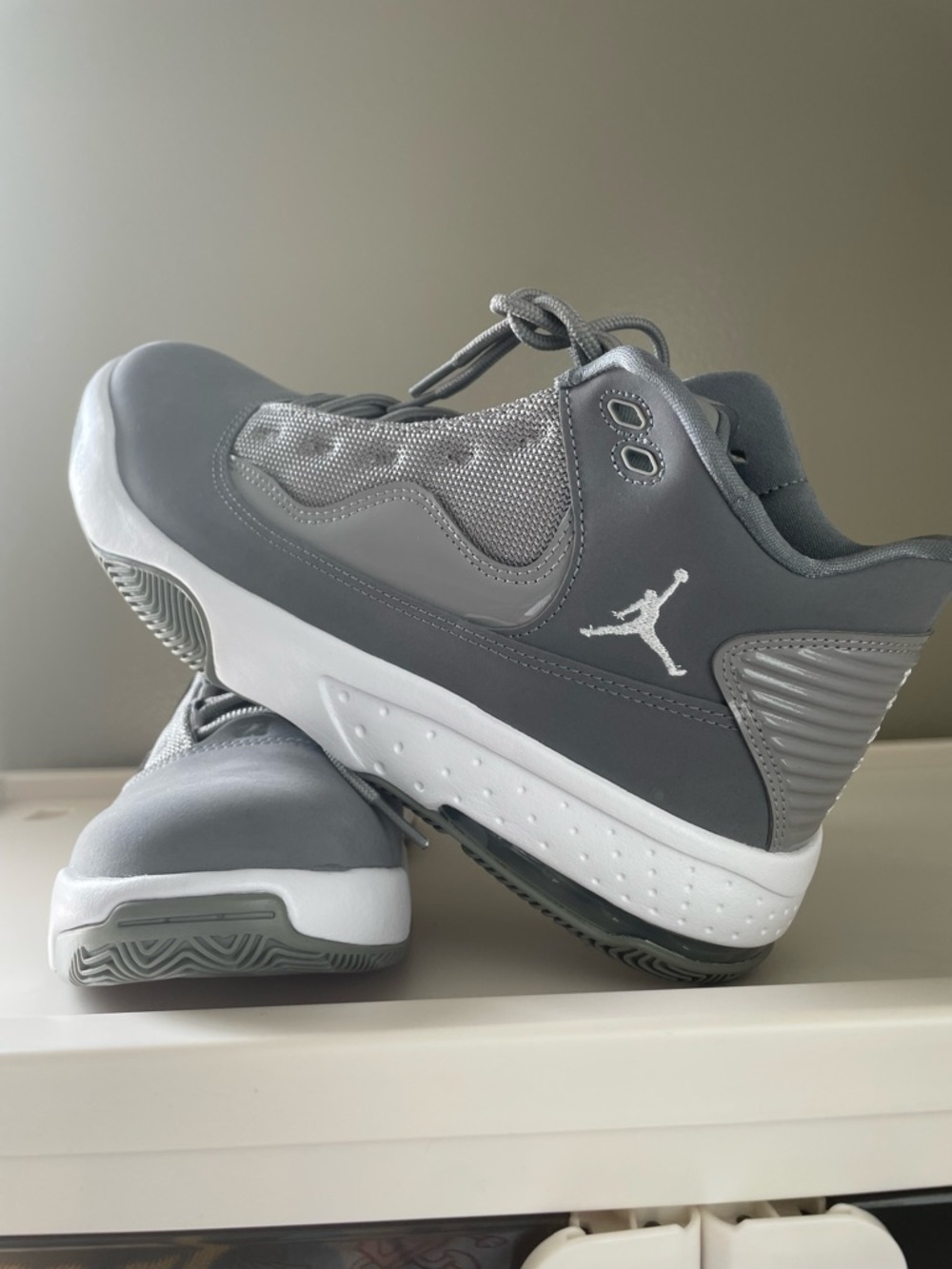 Nike Jordan Max Aura 2 "Medium Grey"